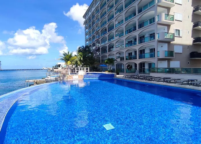 The Queen Of Cozumel Coastal Crown Ocean Front Condominium Sleeps 4
