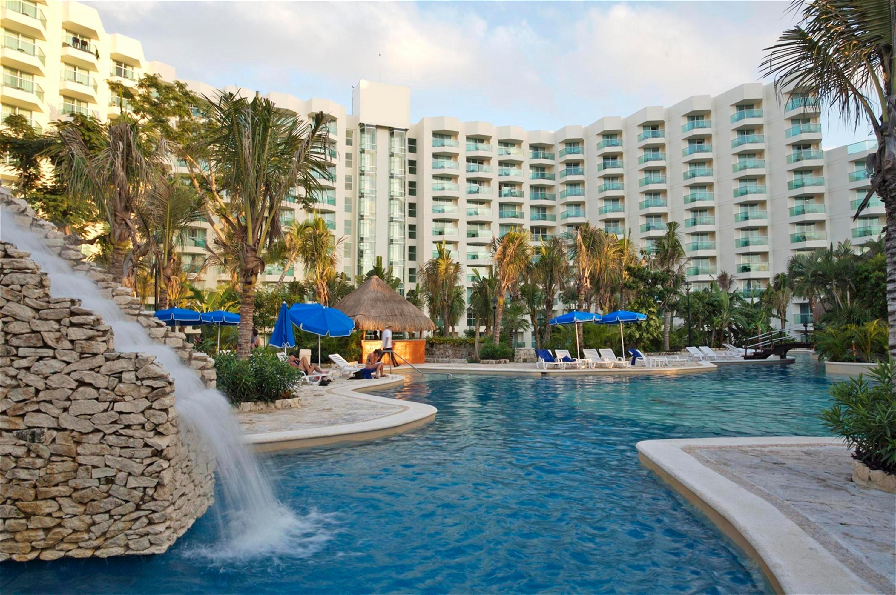 Grand Park Royal Khu nghỉ mát 5*