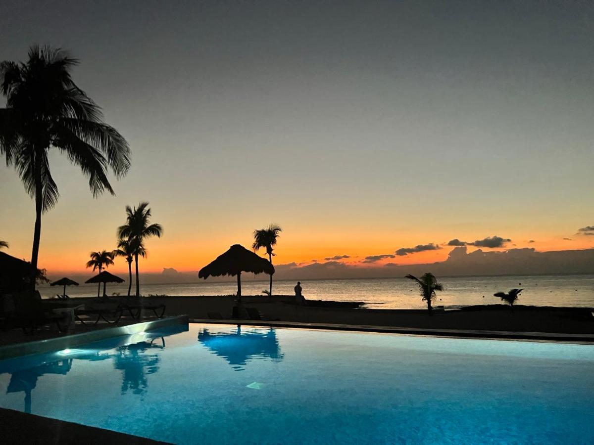 Сasa de vacaciones The Queen Of House -luxury Beachfront Villa- Million Dollars View *