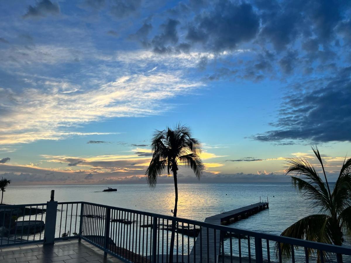 Сasa de vacaciones The Queen Of House -luxury Beachfront Villa- Million Dollars View *
