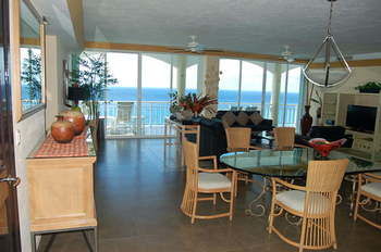 El Cantil Hotel