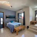 Casa De Yoli