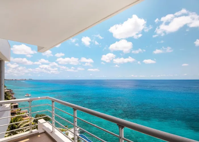 Nah Ha 601 Oceanfront Condo With Pool