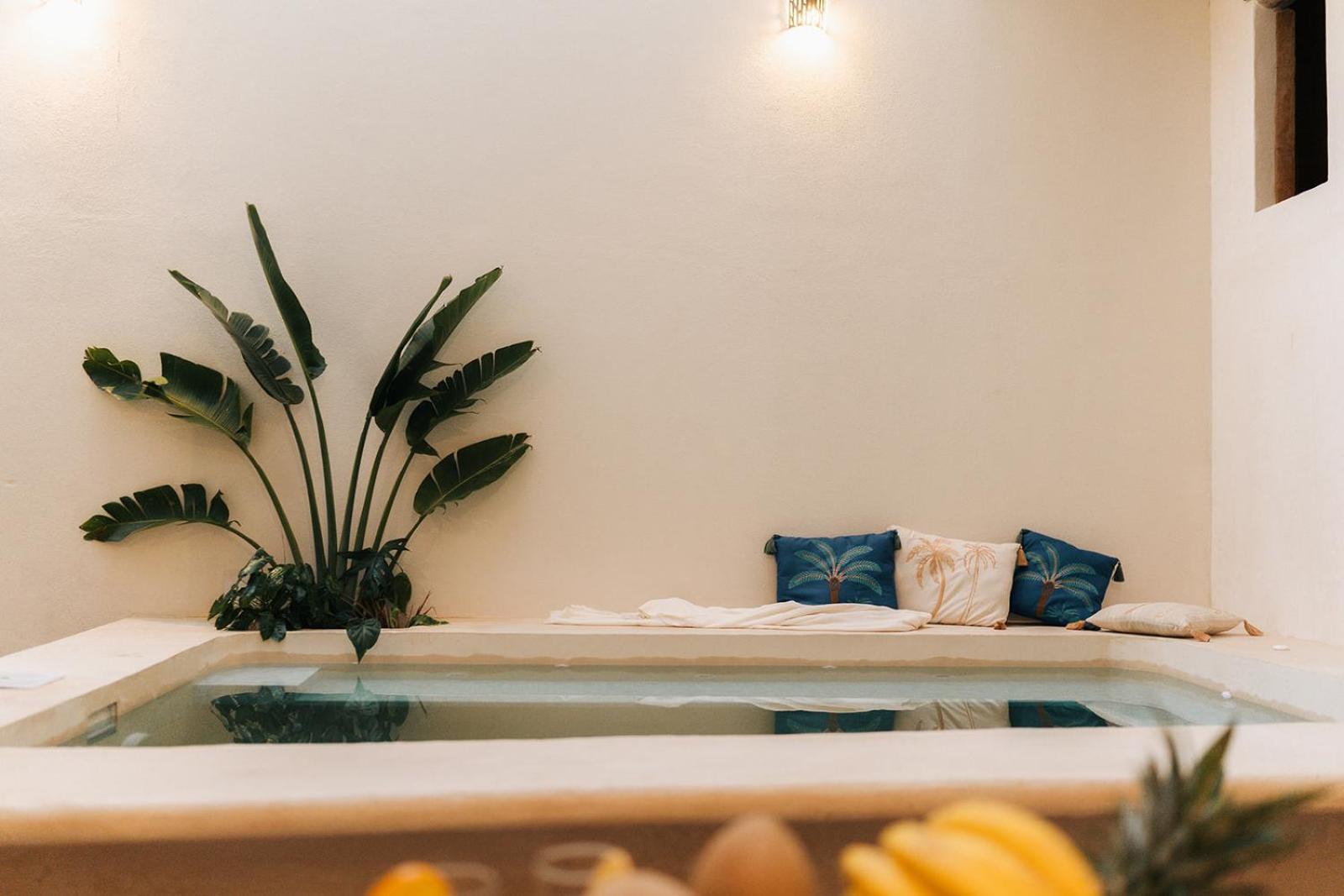 Casa Izkina Hotel