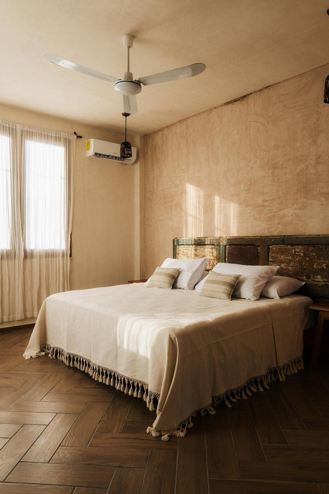 Casa Izkina Hotel