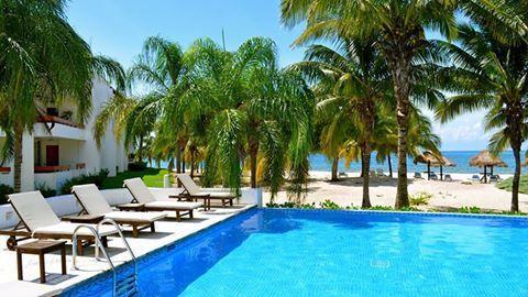 At Residencias Reef *