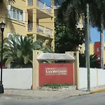 Luxury Island Life Apartment