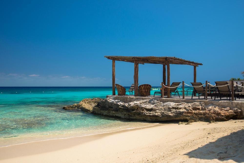 Khách sạn Playa Azul 4*