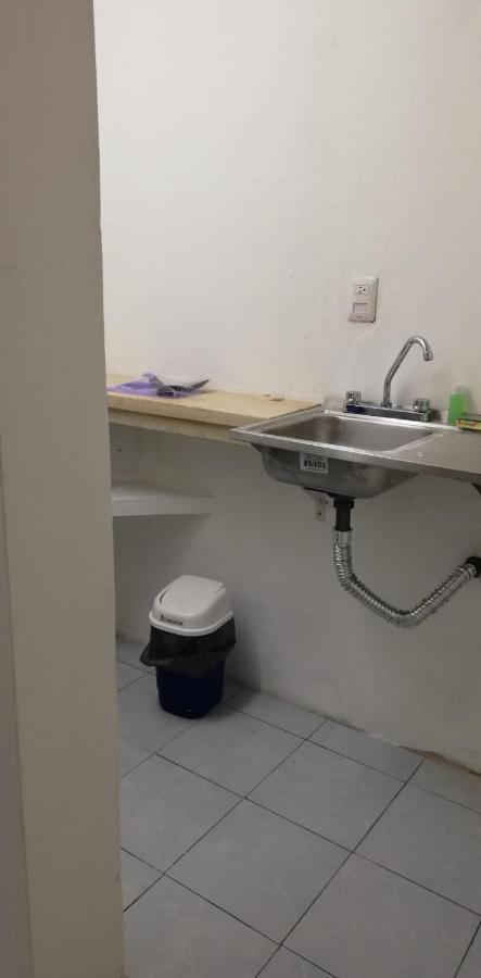 Apartamento Planta Baja, A Pie De Calle Con Aire Acondicionado * Cozumel