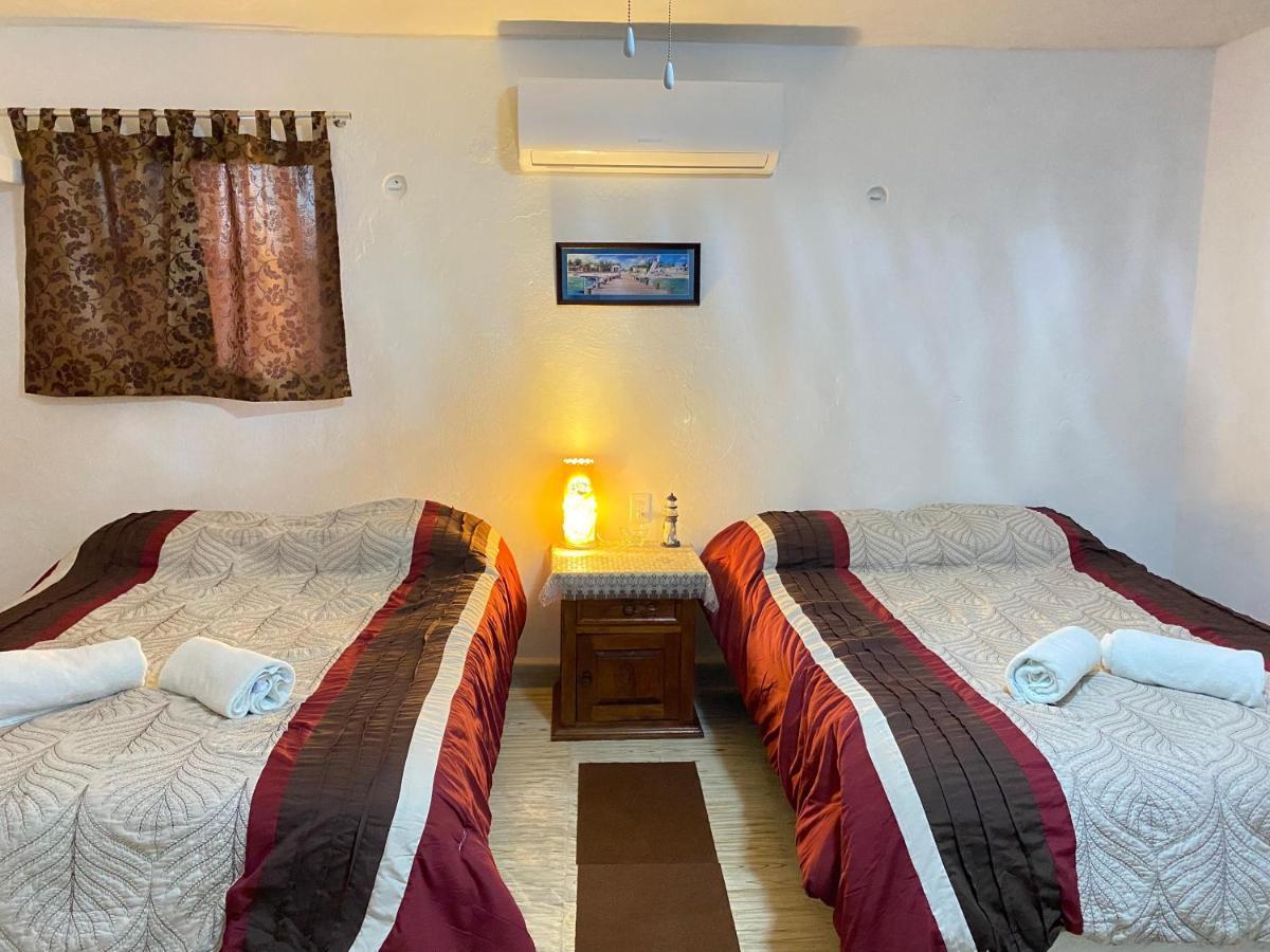 Khách sạn hẻo lánh Casa Liz *