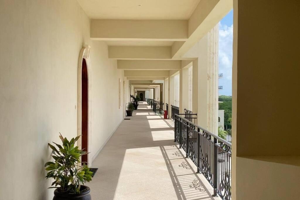 Landmark Apartment *
