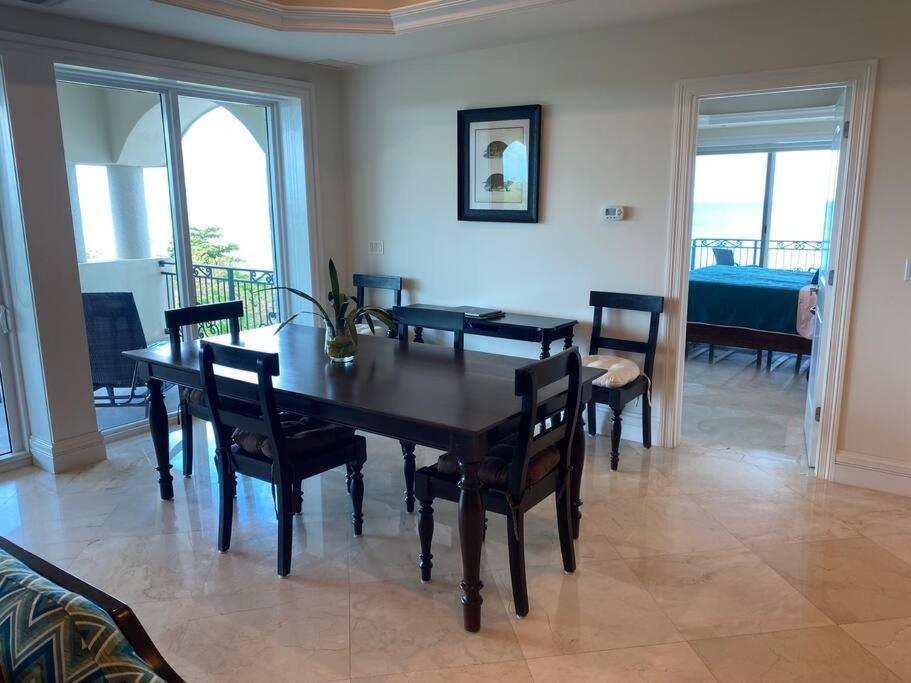 Landmark Apartment *