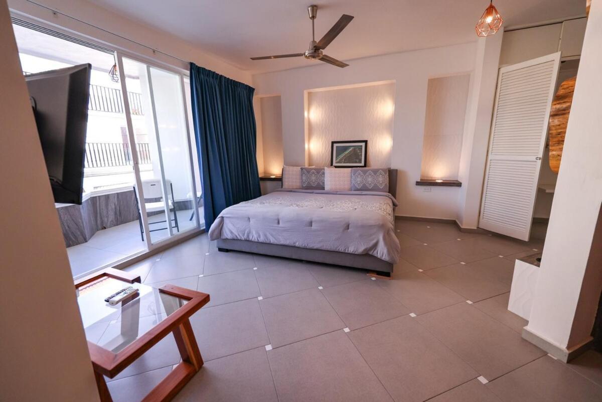 With Terrace Downtown Apartment