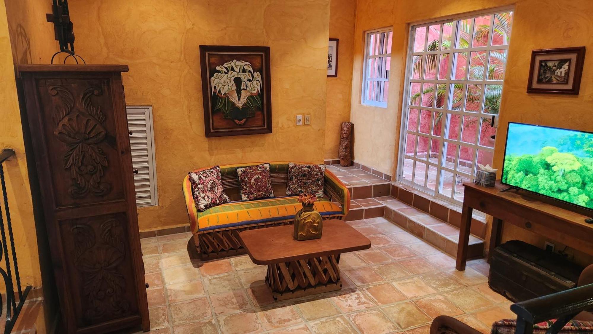Casa Colonial, Indigo Villa *