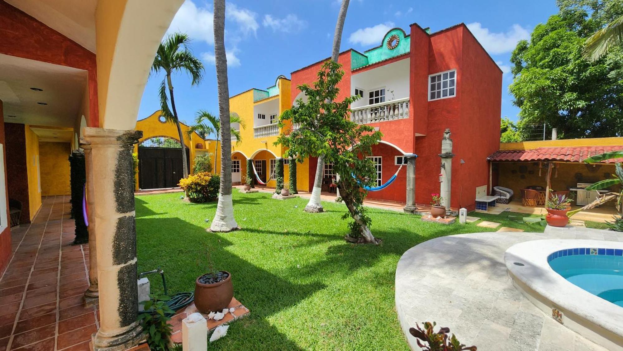 Casa Colonial, Indigo *