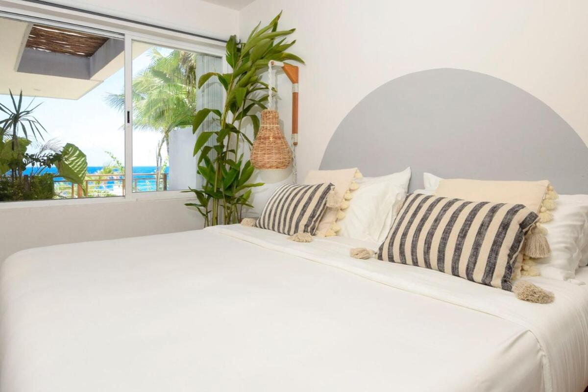 Gorgeous Front House * Cozumel