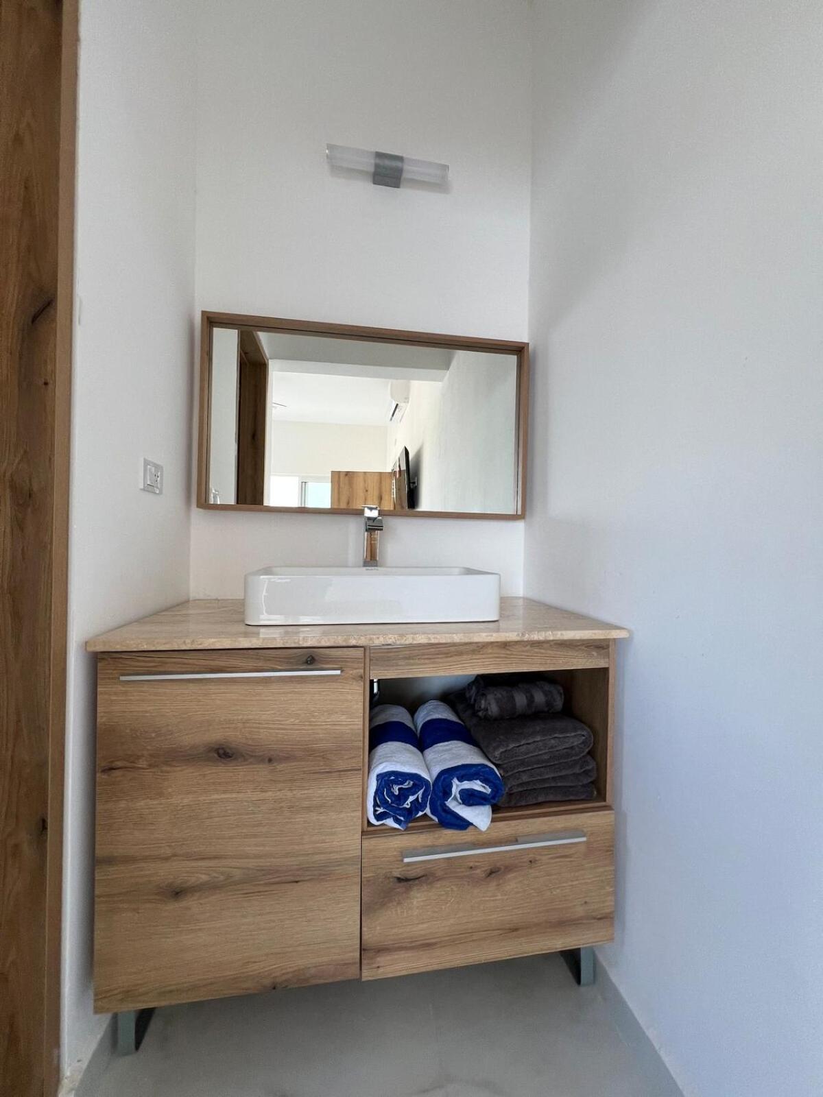 Malibu Residential 3bd Shalva