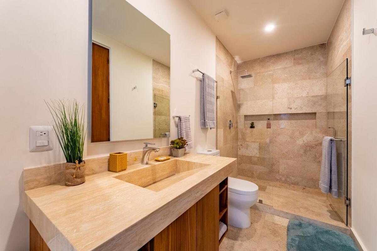 Oceanview 2br Floor Terrace-pool *