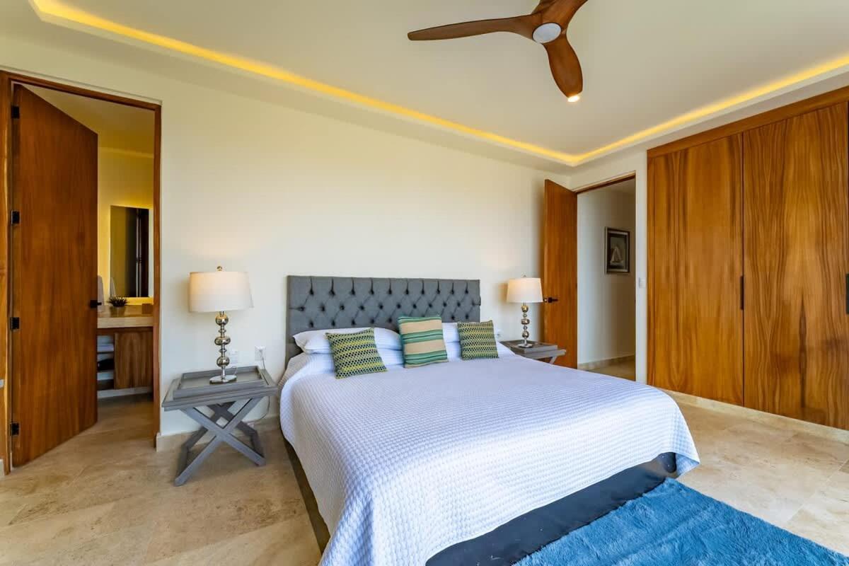 Oceanview 2br Floor Terrace-pool Cozumel