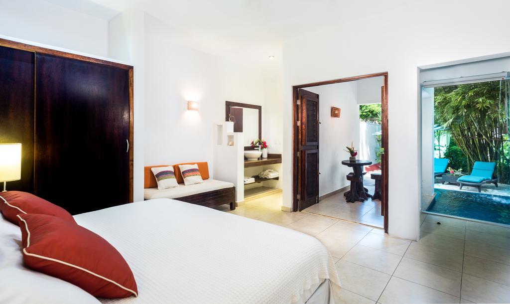 Khách sạn hẻo lánh El Encanto