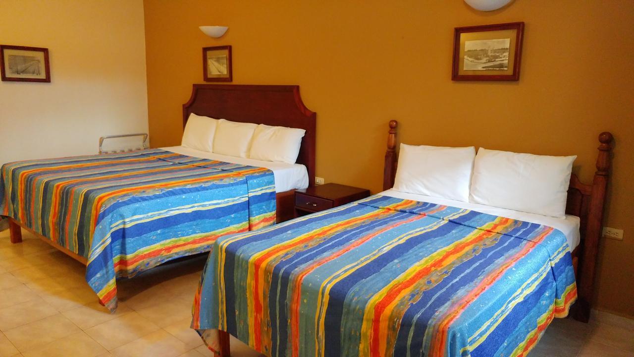 Sun Suites Khách sạn