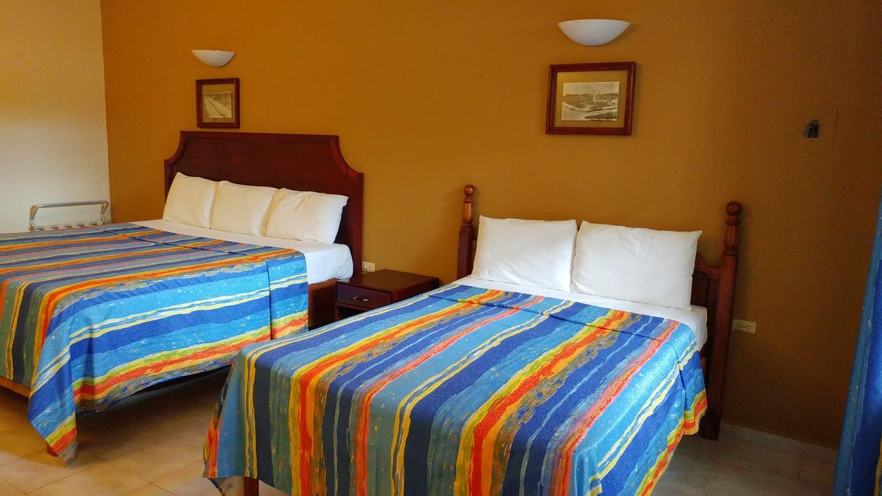 Khách sạn Sun Suites 2*
