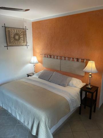 Bed & Breakfast Escondida Downtown