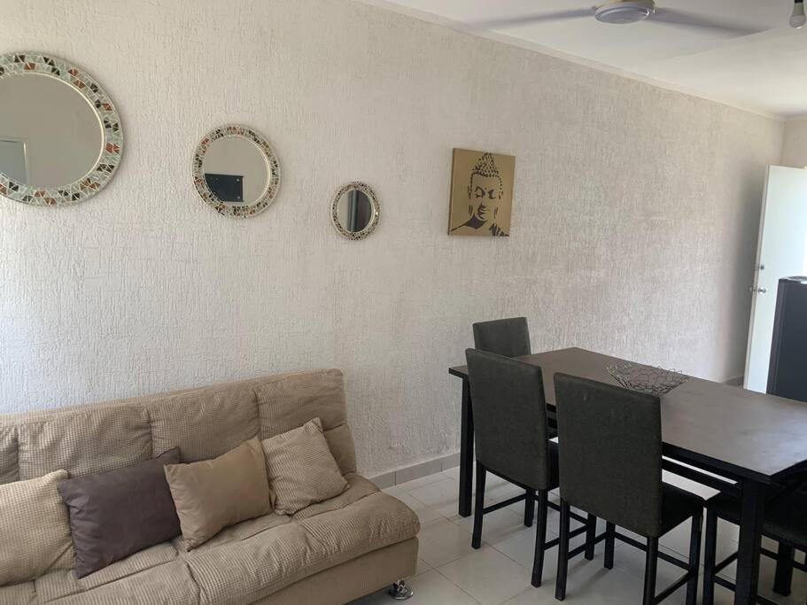 Nhà nghỉ Casa Lyvic Fracc Caribe 6 Pers *
