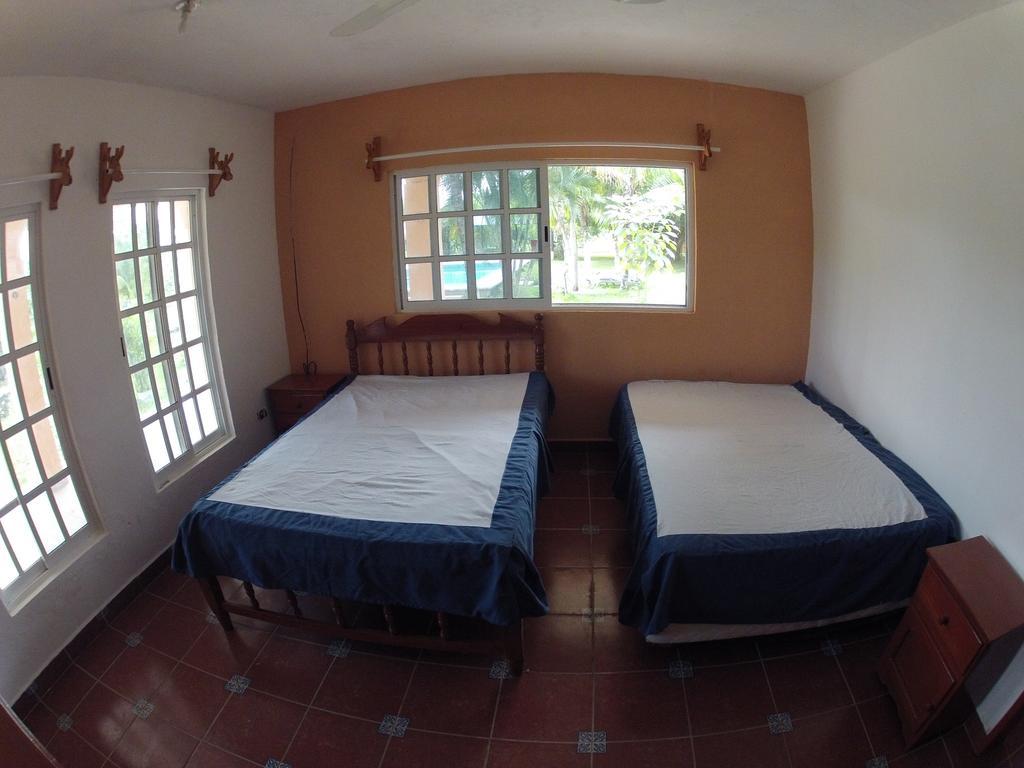 Rancho Alvarez & * Cozumel