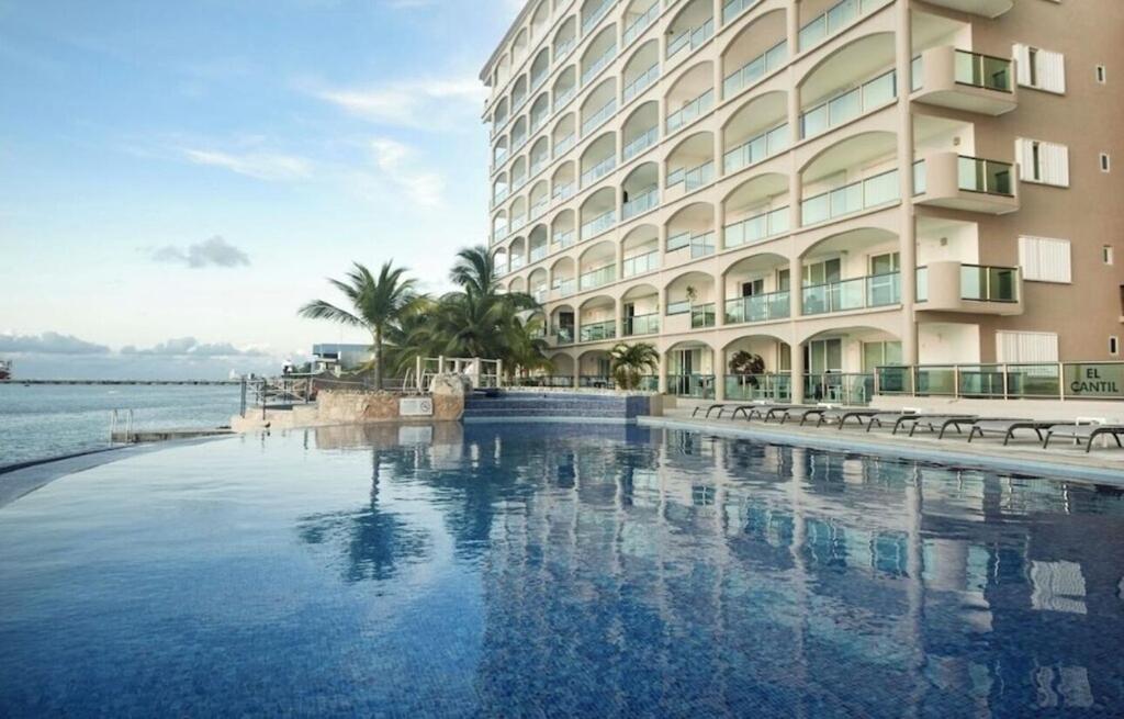 Apartamento Oceanfront Luxury -4-king Dive Pick Ups-walk To Dining & Shops Cozumel