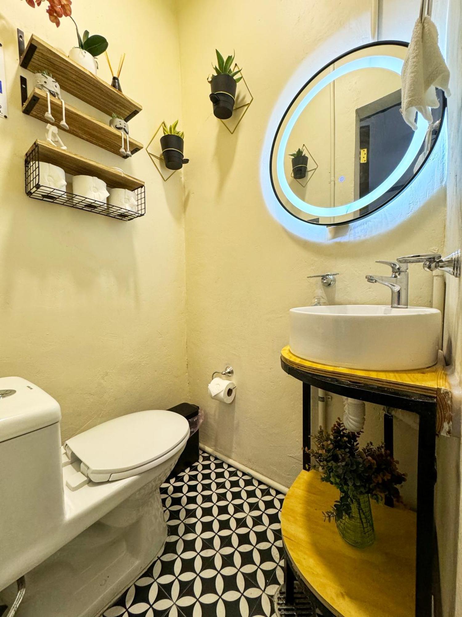Nhà nghỉ Casa Vishami *