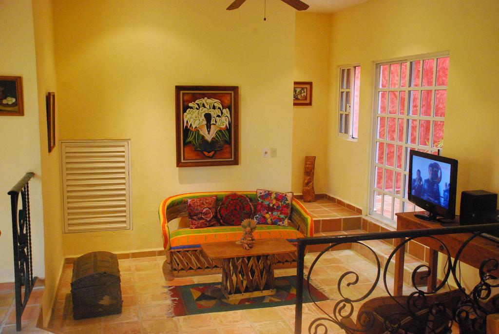 Nhà nghỉ Casa Colonial *