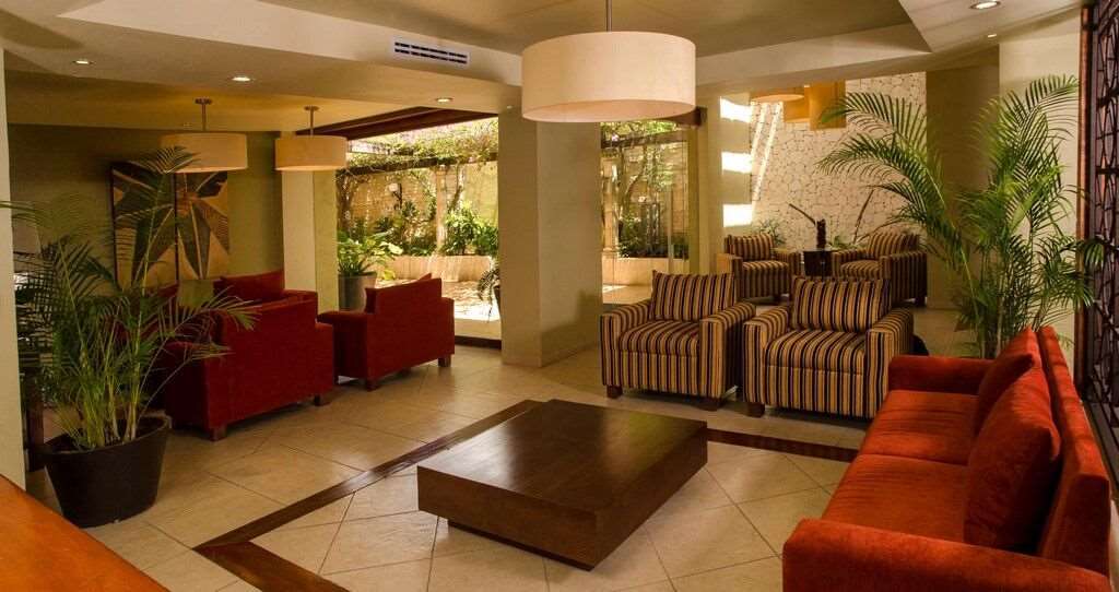 Colonial Khách sạn 3*